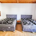 Private Room In Shared Apartment Pr6