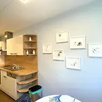 Vienna\'S Central Gem: Artistic Apartment In The Heart Of The City