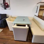 Wonderful Apartment For 4 On The Danube River, Next To Vic & Austria Center