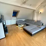 Atemberaubendes Loft Mit Pool