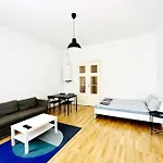 Best Location - Cozy City Centre Apartment