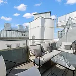 Designer Penthouse With Balcony