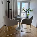 Chic & Modern In Beautiful Vienna L Hg30