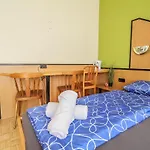 Queen Studio 3P Bs A