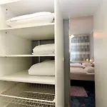 Cozy Apartment Free Parking