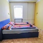 Q Economic Studio 2P Bs A