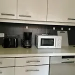 100M2 Flat With Balcony Near Mariahilferstrasse - Free Parking