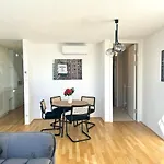Residential Elegance: Yourvienna Classic Apartments In City Center