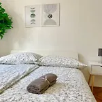 110M2 Stylish 4 Bedroom Apartment
