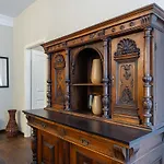 Luxury 2 Bedroom Apartment With King-Size Beds