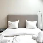 Spacious Penthouse In Favoriten