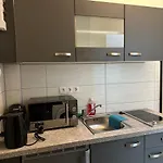 Cozy City Center Apartment