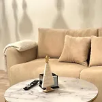 Apartment Luxury- Contactless Check-In