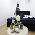 Premier Double Room Th B
