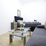 Comfort Triple Room Th