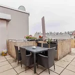 „Royal Loft View“ Rooftop Naehe Stadtzentrum