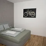 Rrooms City Smart A