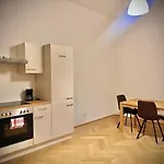 Wiedner Apartments
