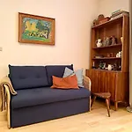 Central Apartment Near Rathausplatz