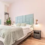 Queen Bed Central Studio Near Westbahnhof