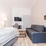 Comfortable 1 Bedroom Apartment In Prime Location