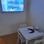Simple Room Private Apartment