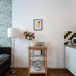 Sleek 1Br Flat Near Center By Hm
