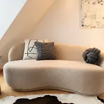 Premium Apartment Mit Privatem Balkon I Levestate