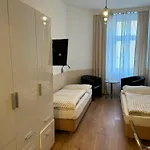 Reiner 12 Apartment