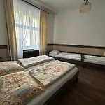 Reiner 11 Apartment