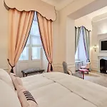 The Leo Grand