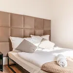 Friendly 2Br Apt-Near U6 Station Am Schoepfwerk
