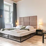 Friendly 2Br Apt-Near U6 Station Am Schoepfwerk