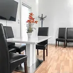 Stylish 2-Br Apartment In Vienna\'S Simmering Area