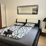 Quaint 1Br In Simmering -Well-Suited For Longstays