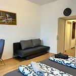 Neat 1Br Apt. Simmering - Ideal For Longstays