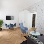 Comfort Apartment Mit Privater Terrasse I Levestate