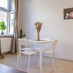 Sweet 1Br Apt Ideal For Long Stays In The Heart Of Vienna