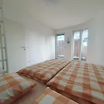 Near Lake One Bedroom Adorable Apartment