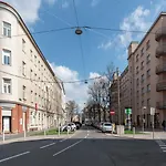 Zentral Und Ruhig Bei Schoenbrunn