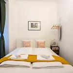 Practical 1Br Flat By Center By Hm