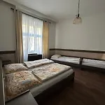 Reiner 11 Apartment