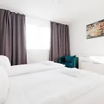 Symphony Apartments 42 - Modern Loft With Terrace And Grill In Central Location
