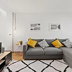 Stylish Apartment I 70Qm2 I Close To The U6 Subway