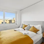 Stylish Apartment I 70Qm2 I Close To The U6 Subway