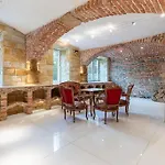 Antikes Und Luxurioeses Apartment Mit Sauna