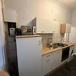 Budget-Friendly 2+1 Haven: Central Vienna Delight