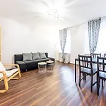 Central & Affordable By Jr City Apartments