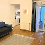 Casa Nostra - Ruhige Stadtwohnung Mit Balkon