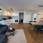 Urban Jungle Apartment Next To Prater & Old Town